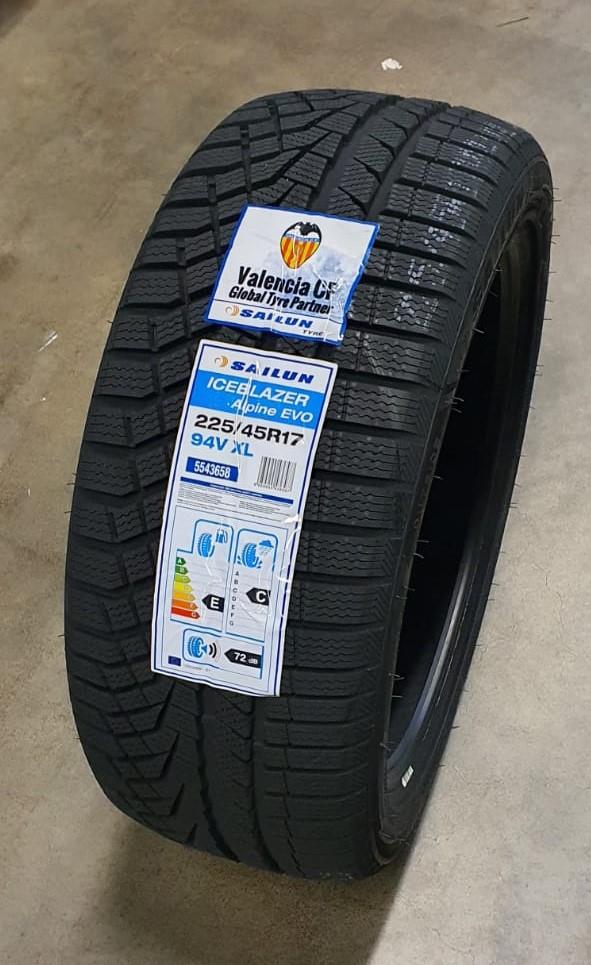 225/45R17 94H Sailun Ice Blazer Arctic