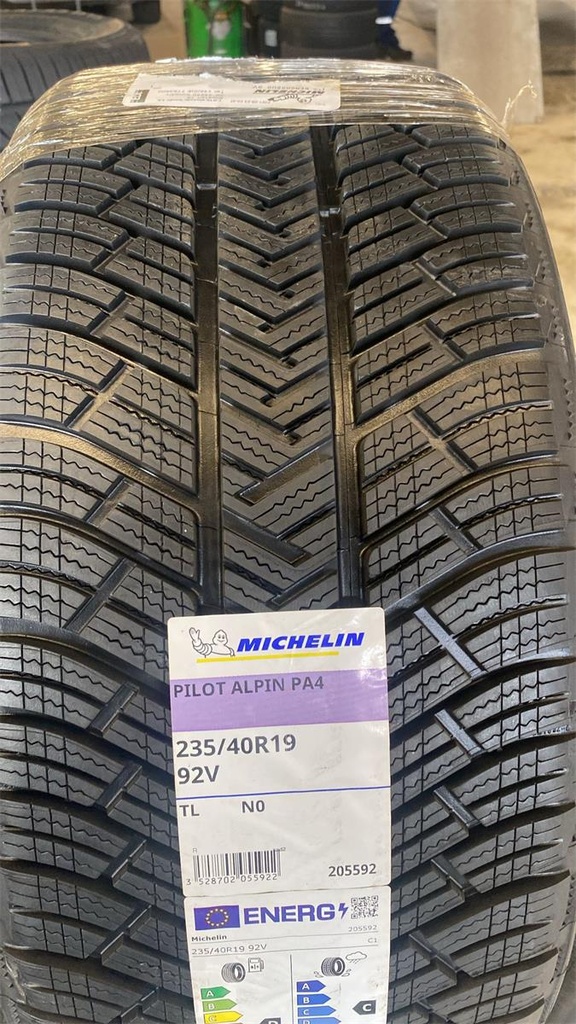 245/50R18 104V MICHELIN PILOT ALPIN PA4 MO XL MO