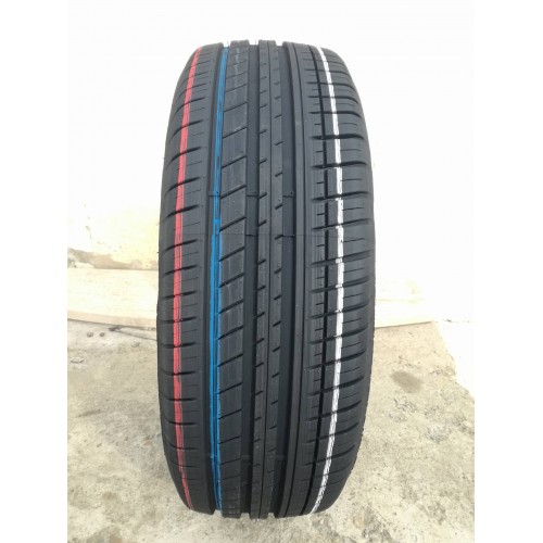 235/40R18 95W RADBURG SPORT RS3 -PINNOITETTU- NOPEUSLUOKKA W