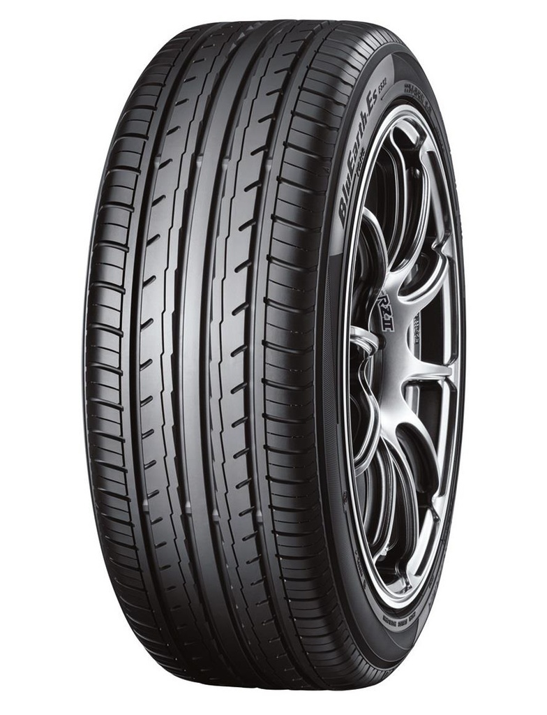 215/55R17 94V YOKOHAMA BLUEARTH ES ES32 XL