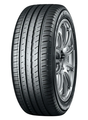 225/40R18 92W YOKOHAMA BLUEARTH-GT AE51