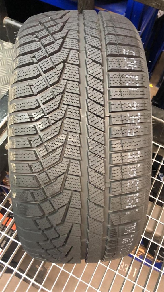 255/40R19 100V SAILUN ICE BLAZER ALPINE EVO 1 XL DOT2022