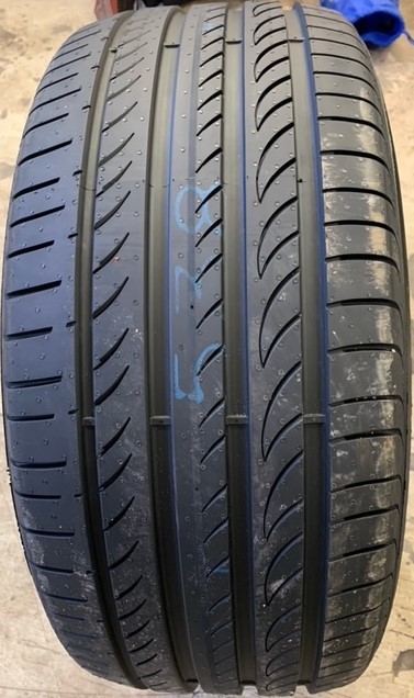 235/45R18 98 Y Pirelli Powergy